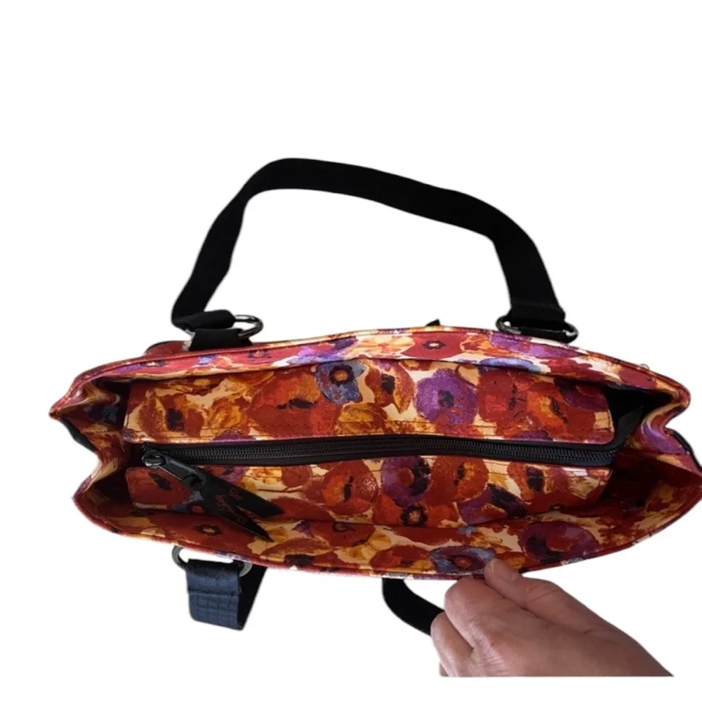 Donna Sharp "Poppy Field" Leah Tote, Handbag Purse Floral Casual Spring Summer - Picture 6 of 13